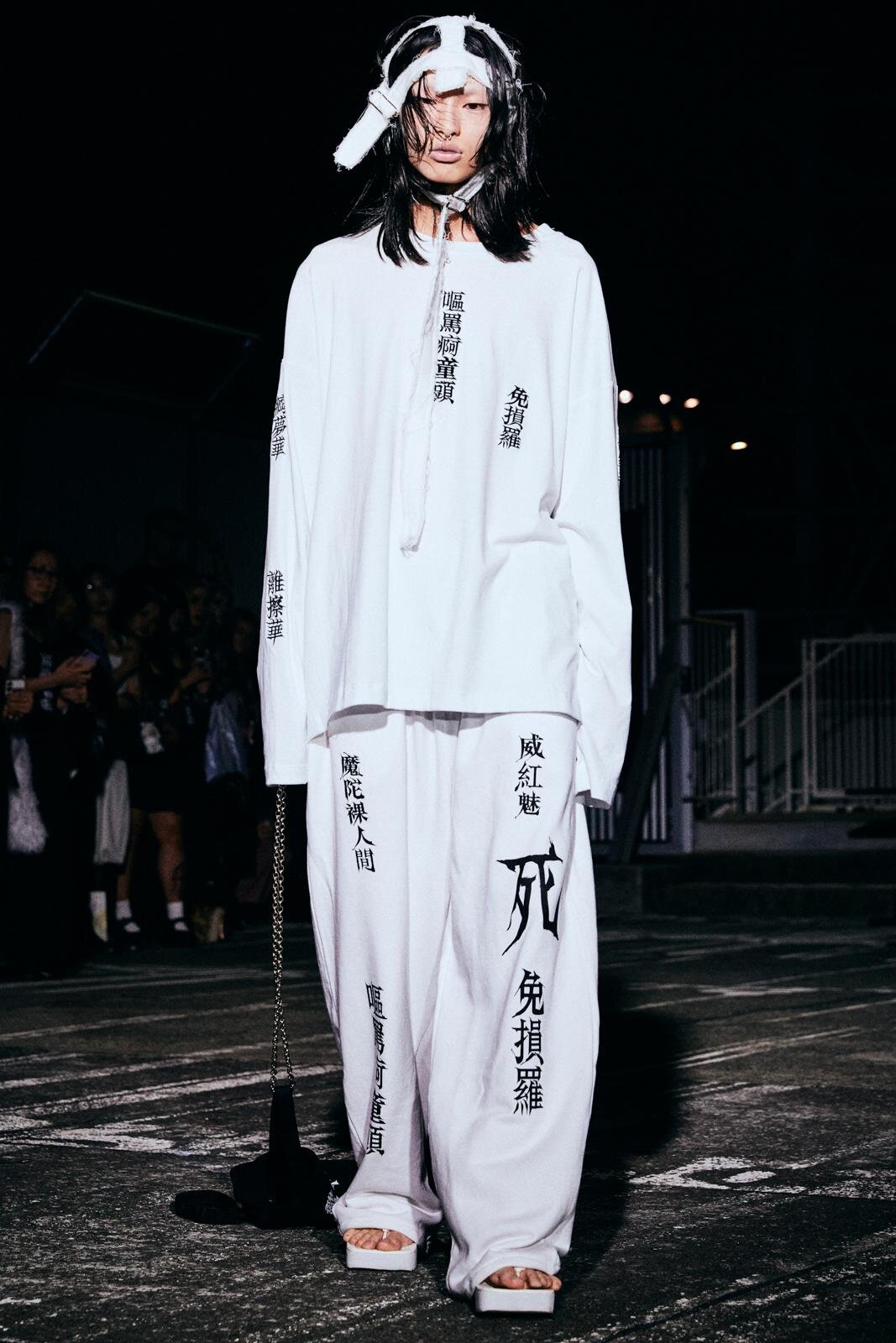 イクミ 2026年春夏｜female Tシャツ