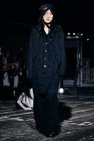 イクミ(IKUMI) 2026年春夏ウィメンズ&メンズコレクション  - 写真7