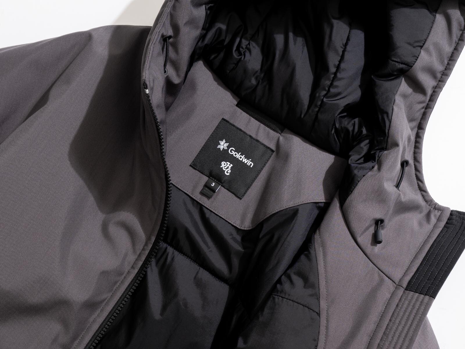 「インシュレーション ジャケット」グレー 91,300円