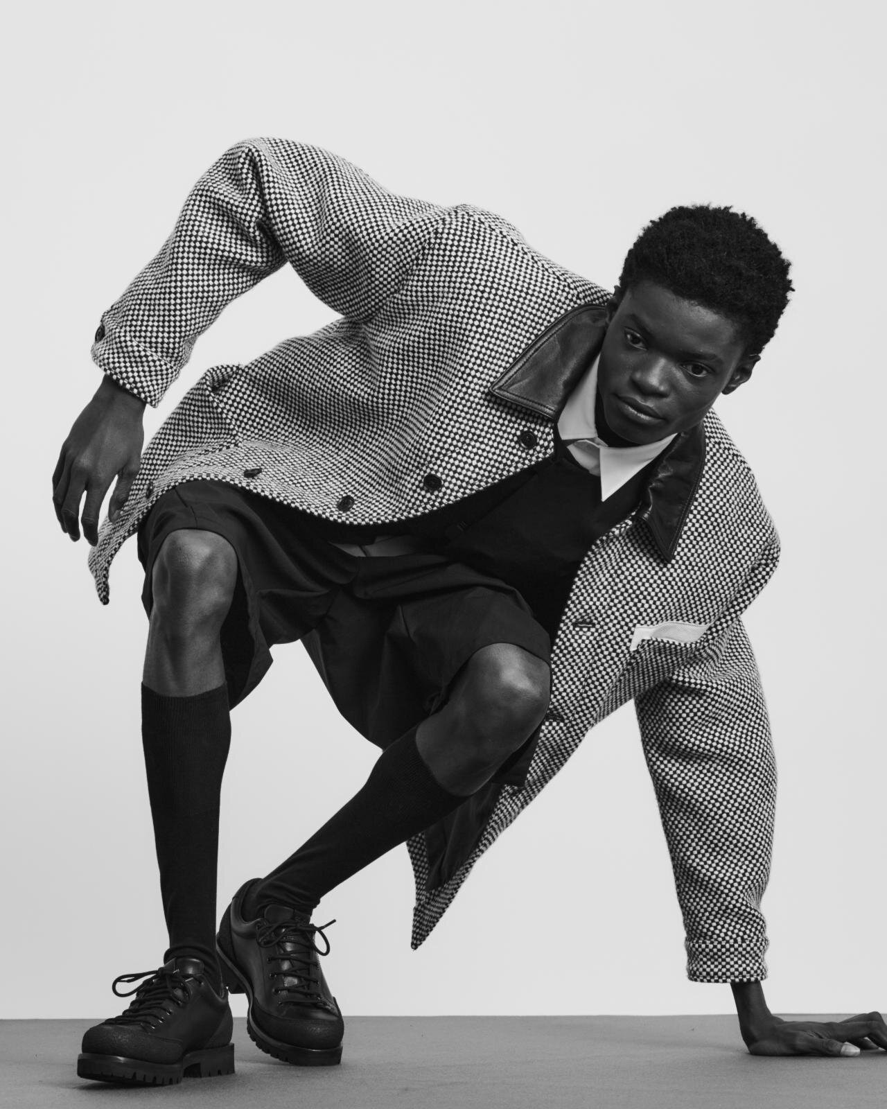 ソフ×クヴァドラ“チェック柄”カバーオールやフライトジャケット、上質な家具用生地を使用｜写真3