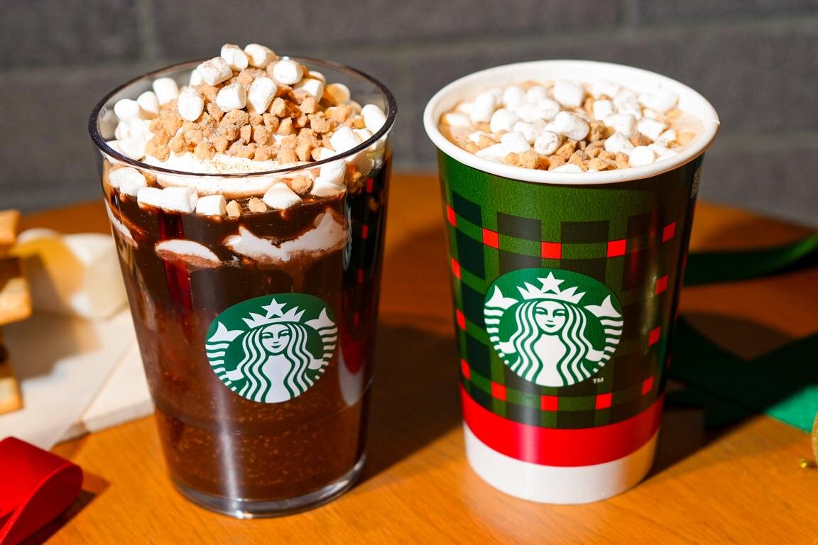 スターバックス25年クリスマス第2弾「スモア チョコレート フラペチーノ」“ふわとろ”マシュマロのせ