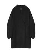 マメ クロゴウチ ベーシックス、くるみボタンの並ぶウールドレス＆ふんわりカシミヤニット｜写真11