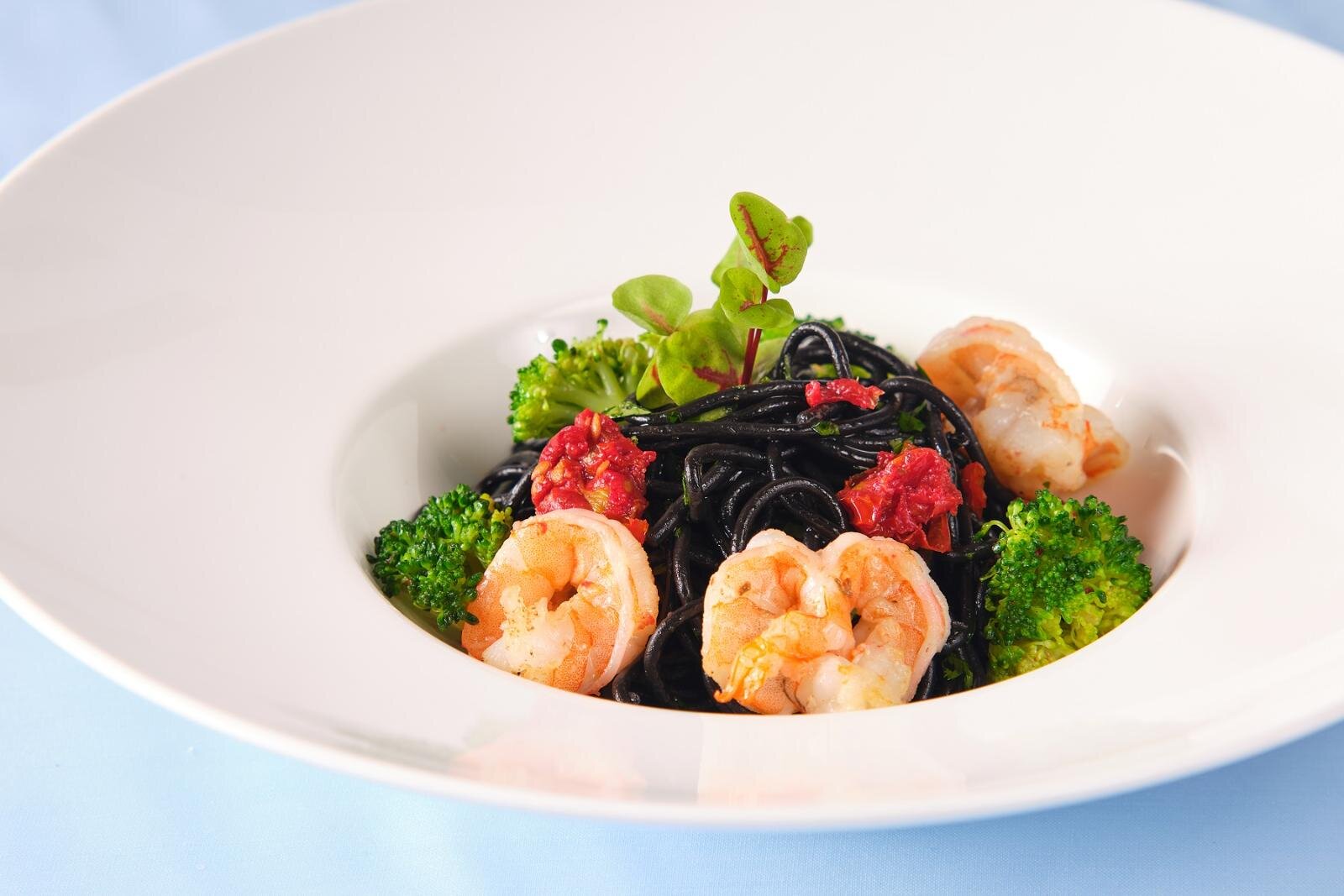 「不思議の国のアリス」着想いちごアフタヌーンティーが全国5都市で、三月うさぎのシュークリームなど｜写真9