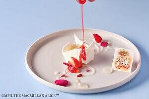 「不思議の国のアリス」着想いちごアフタヌーンティーが全国5都市で、三月うさぎのシュークリームなど｜写真7