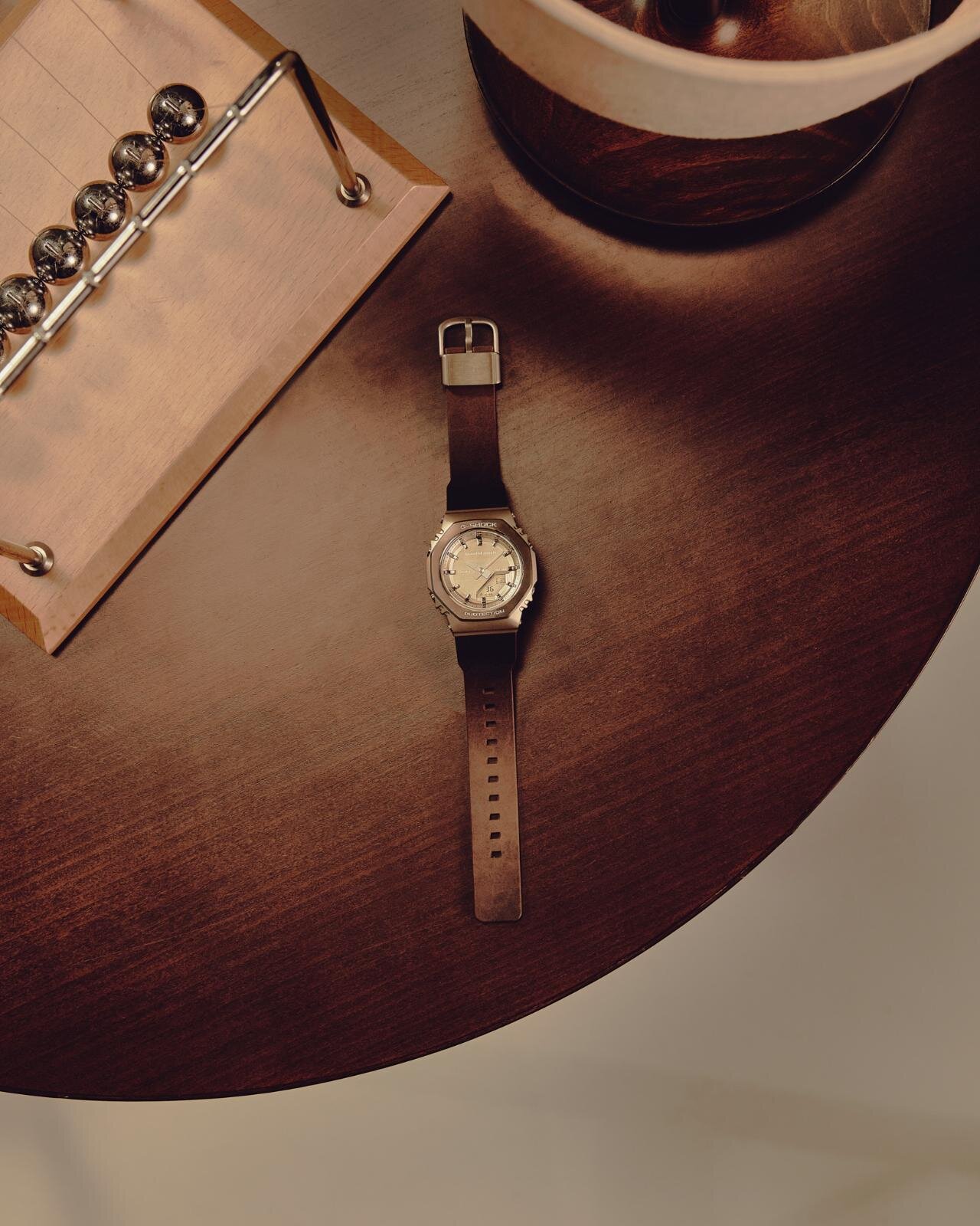 G-SHOCK×ビューティフルピープル“ヴィンテージ風”腕時計、レザーの経年変化を樹脂バンドで表現｜写真15