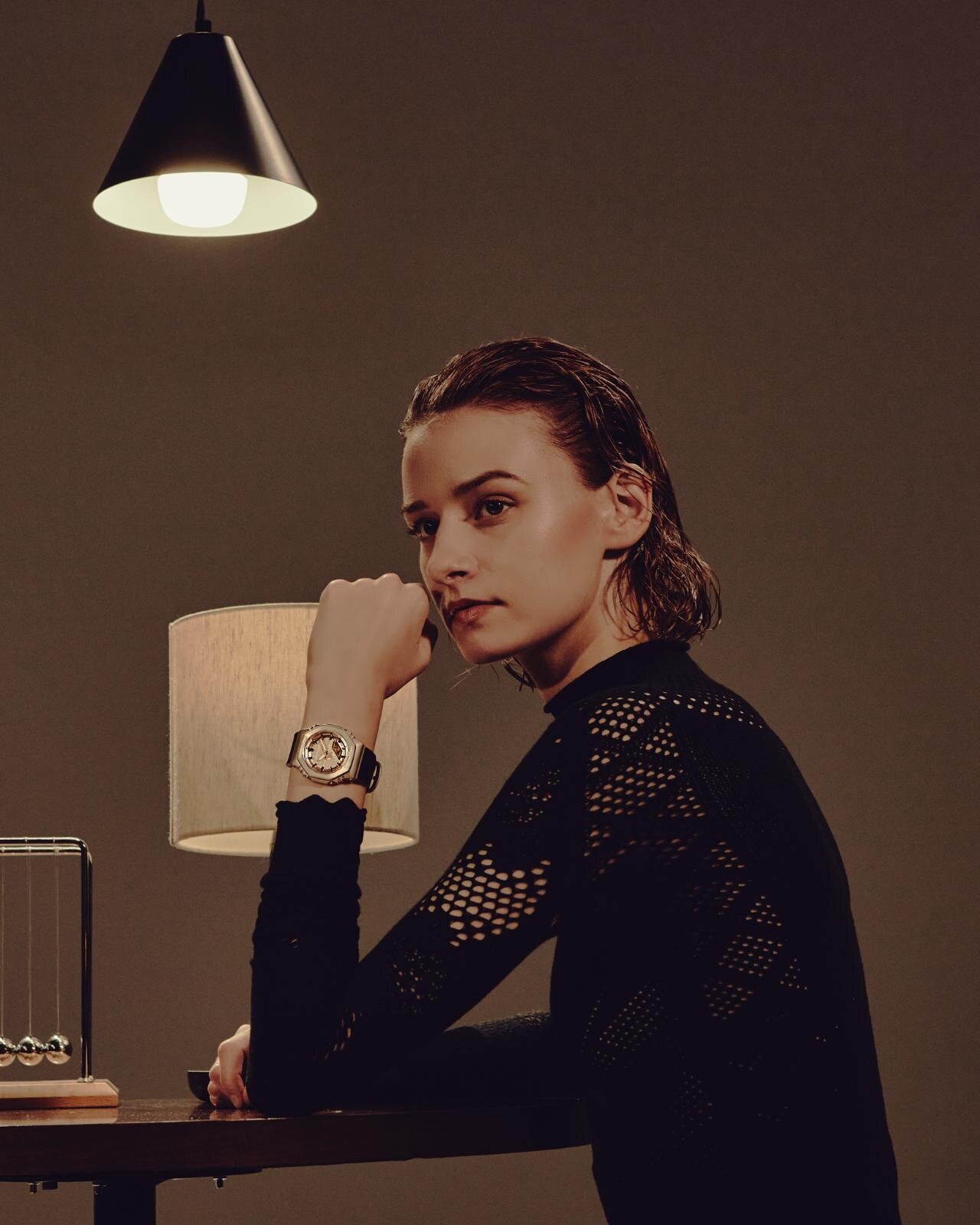 G-SHOCK×ビューティフルピープル“ヴィンテージ風”腕時計、レザーの経年変化を樹脂バンドで表現｜写真12