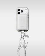 ミーンズワイル×オブジェクツアイオーのバックパック＆iPhoneケース、軽量な高機能レザー素材を採用｜写真13