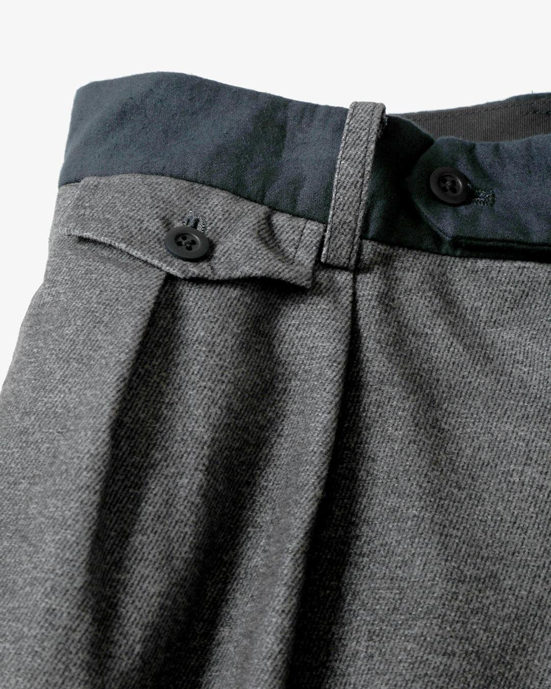 ニードルズ×ts(s)のジャケット＆パンツ、モールスキンをアシンメトリーに切り替え｜写真11