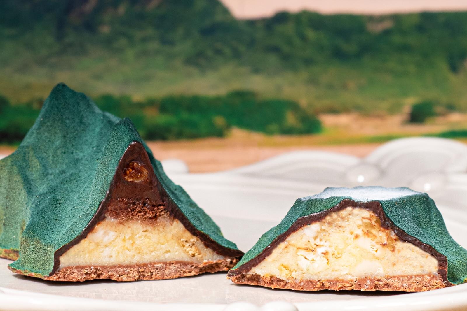 ショコラ｜小楽園の“食べるジオラマ”山菓子、福岡・香春岳を表現した”手のひらサイズ”のチョコレート