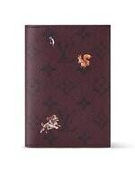 ルイ・ヴィトン“森の動物”モノグラムレザーグッズ、ハリネズミ＆犬プリントの二つ折り財布など｜写真4