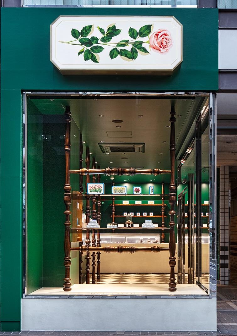 ルル メリー×蔦屋書店、花柄ボックスのスイーツが文房具に！青色ガラスペン＆インクも｜写真8