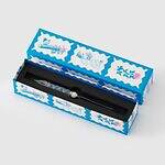 ルル メリー×蔦屋書店、花柄ボックスのスイーツが文房具に！青色ガラスペン＆インクも｜写真1