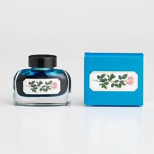 ルル メリー×蔦屋書店、花柄ボックスのスイーツが文房具に!青色ガラスペン&インクも|写真2