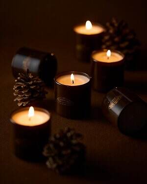 リンク オリジナル メーカーズ25年クリスマスコフレ、“ウッドが香る”3種のキャンドルセット｜写真6