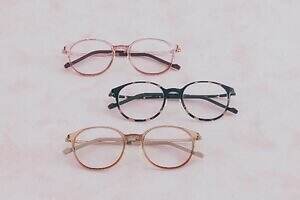 Zoff×マキアージュ“チーク効果”のある血色感メガネ、ピンクのべっ甲やベージュグラデカラー