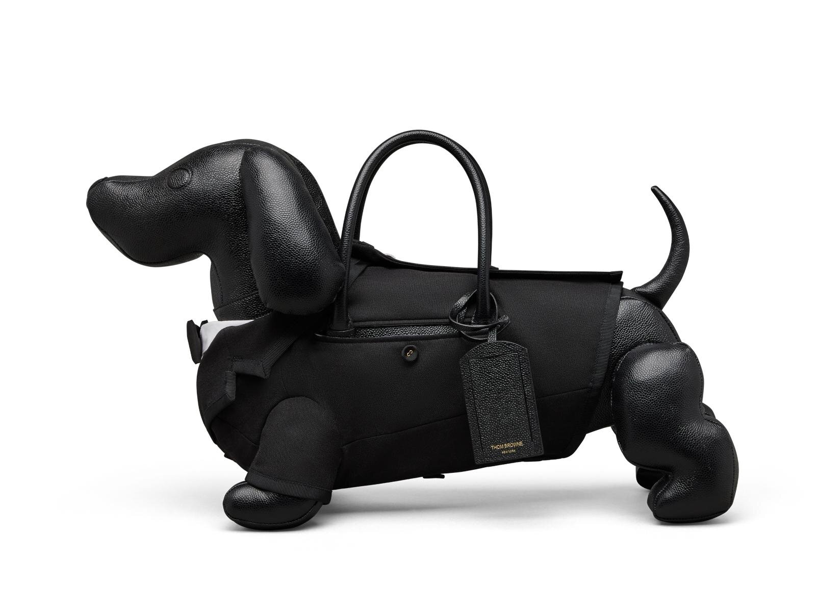 トム ブラウン“ダックス犬”バッグ、タキシード姿＆煌めくシルバーのクリスマス仕様｜写真1