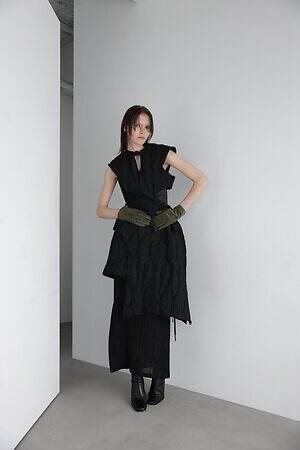 アオイワナカ(AOI WANAKA) 2025-26年秋冬ウィメンズコレクション  - 写真1