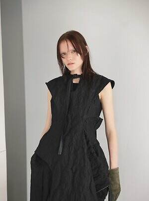 アオイワナカ(AOI WANAKA) 2025-26年秋冬ウィメンズコレクション  - 写真3