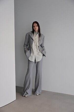 アオイワナカ(AOI WANAKA) 2025-26年秋冬ウィメンズコレクション  - 写真17