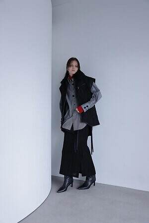 アオイワナカ(AOI WANAKA) 2025-26年秋冬ウィメンズコレクション  - 写真31