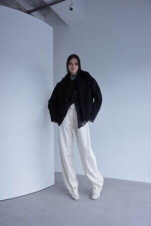 アオイワナカ(AOI WANAKA) 2025-26年秋冬ウィメンズコレクション  - 写真38