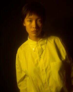 アワー レガシー ワークショップ×C.P. カンパニー、ゴーグル付き顔料染めフィールドジャケットなど｜写真2