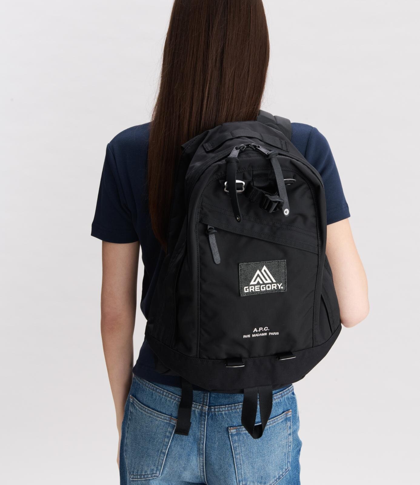 ファインデイ 31,900円