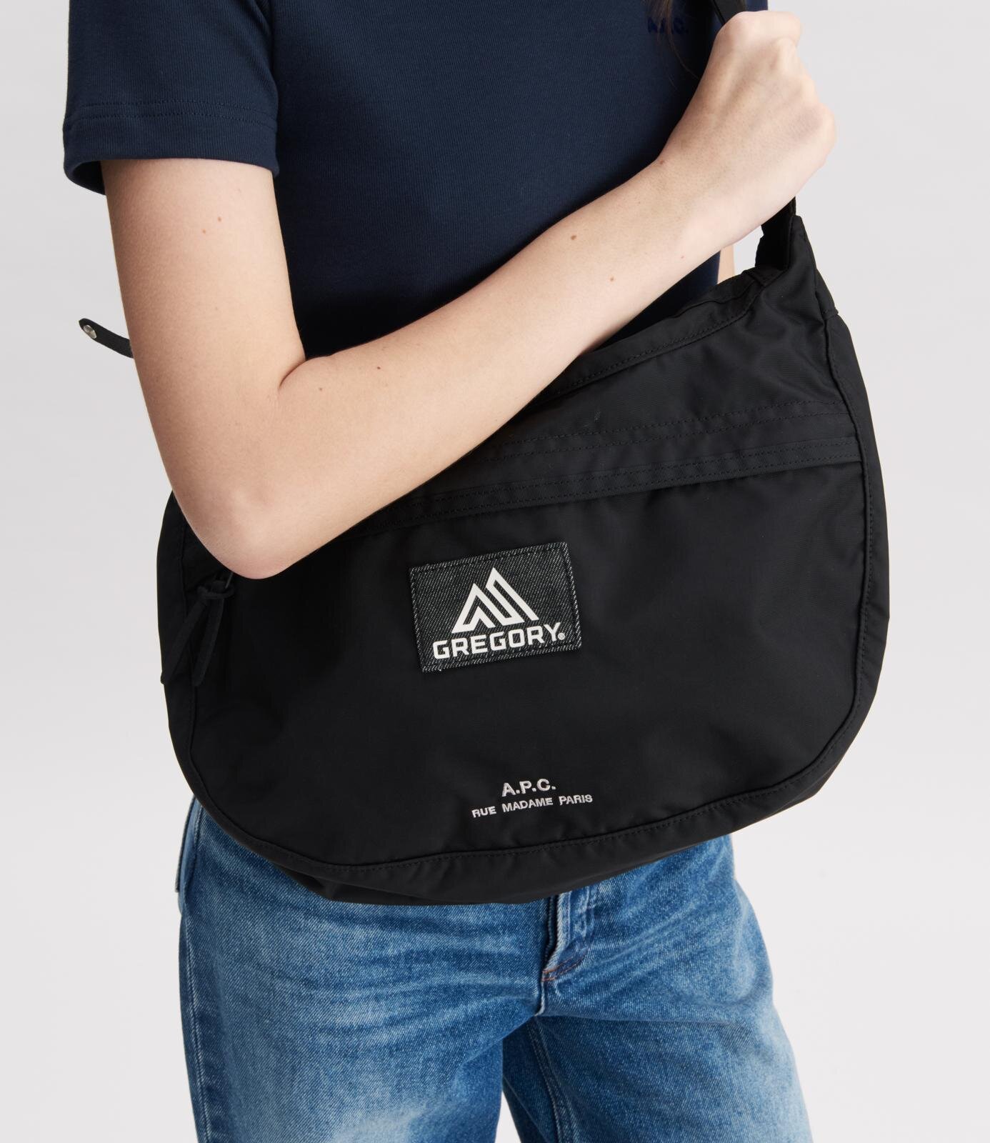 A.P.C.とグレゴリーのバッグ、デニムリベット付きシンプルバックパック＆ショルダー｜写真6