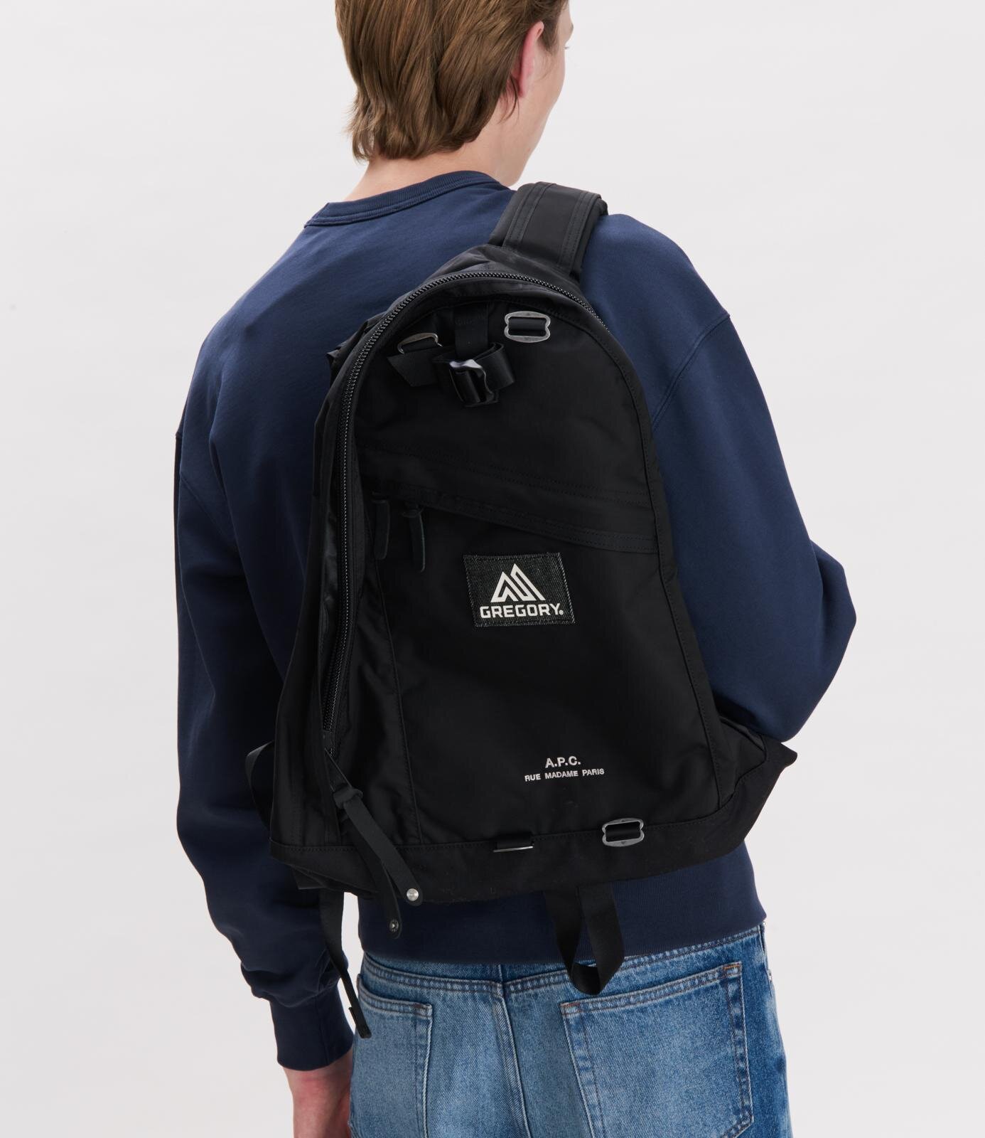A.P.C.とグレゴリーのバッグ、デニムリベット付きシンプルバックパック＆ショルダー｜写真5