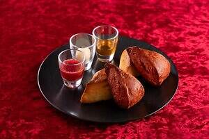 リーガロイヤルホテル東京”苺×バラ”のアフタヌーンティー、ブランド苺のジュレやマカロン｜写真6