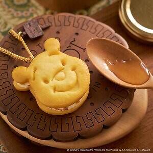 Q-pot.のディズニー「くまのプーさん」ジュエリー、“アイス型”ネックレス&ピグレット揺れるピアス|写真12