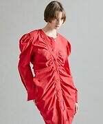 ヨウヘイ オオノ“立体チュール”の黒ドレス＆ドレープ揺れるシャツドレス｜写真8