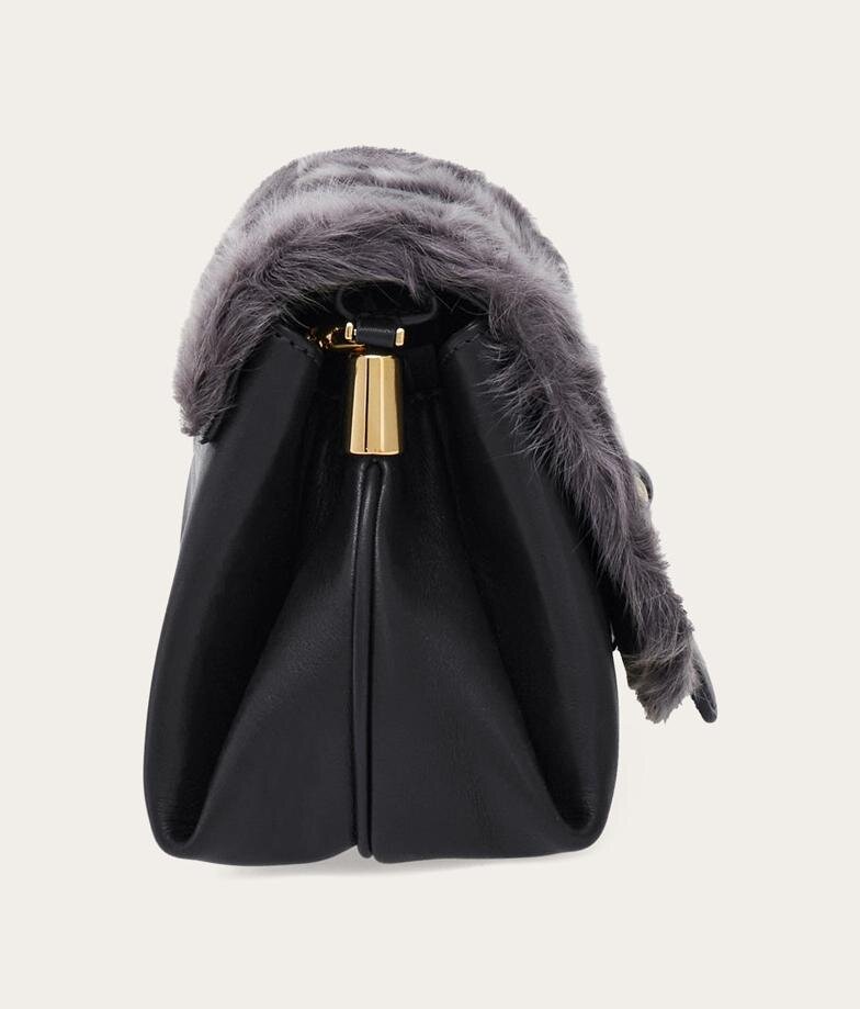 フェラガモ(Ferragamo) ハグ ミニ｜写真13