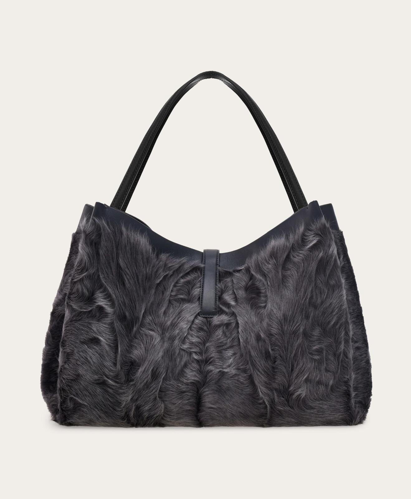 フェラガモ(Ferragamo) ハグ ミニ｜写真6