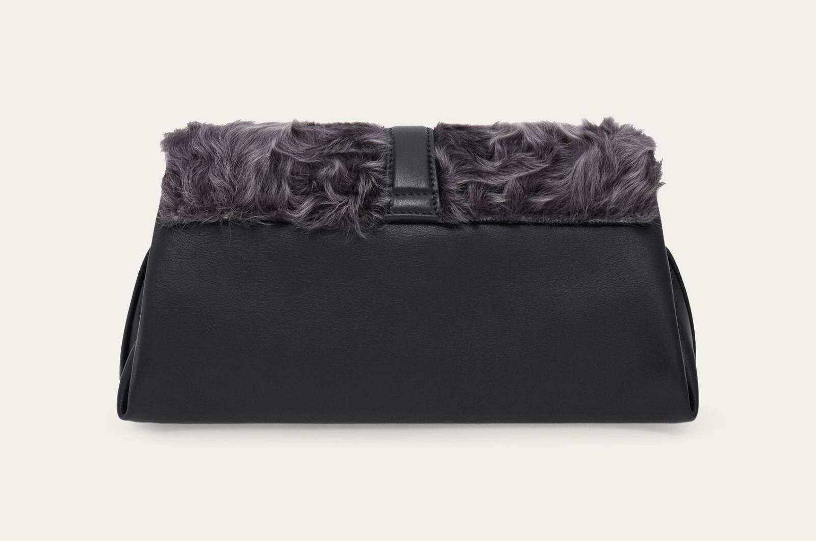 フェラガモ(Ferragamo) ハグ ミニ｜写真14