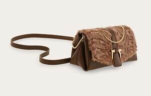 フェラガモ(Ferragamo) ハグ ミニ｜写真3