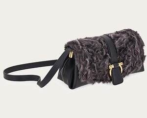 フェラガモ(Ferragamo) ハグ ミニ｜写真11