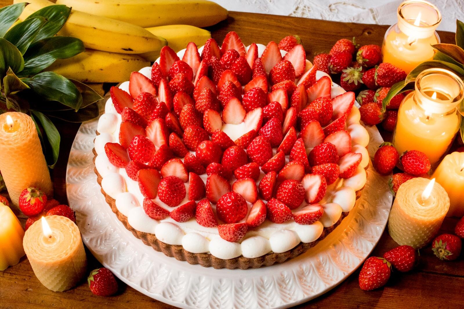 キル フェ ボン煌めく冬のフルーツタルト、“初恋の香り”白イチゴや“幻の洋梨”をたっぷり｜写真15