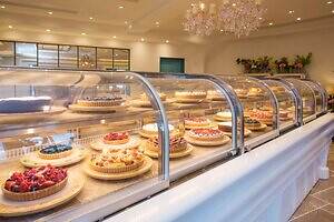 キル フェ ボン煌めく冬のフルーツタルト、“初恋の香り”白イチゴや“幻の洋梨”をたっぷり｜写真17