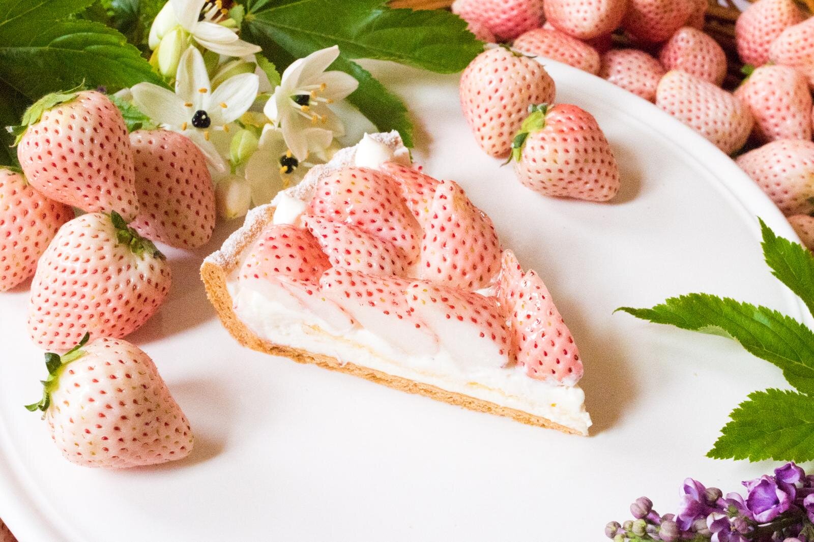 キル フェ ボン煌めく冬のフルーツタルト、“初恋の香り”白イチゴや“幻の洋梨”をたっぷり｜写真4