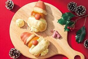 ゴディバのベーカリー「ゴディパン」クリスマスメニュー、“苺のショートケーキ風”サンタコロネなど