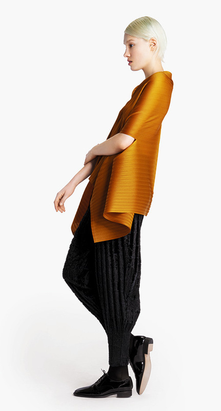 プリーツ プリーズ イッセイ ミヤケ(PLEATS PLEASE ISSEY MIYAKE) 2014-15年秋冬ウィメンズコレクション  - 写真32