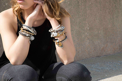 アレックスアンドアニ : ALEX AND ANI - ファッションプレス