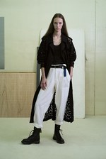 Y's 2015年春夏コレクション - 逞しいミリタリーウェアに、繊細さを忍ばせて｜写真8