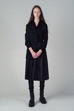 Y's 2015年春夏コレクション - 逞しいミリタリーウェアに、繊細さを忍ばせて｜写真9