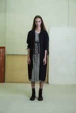 Y's 2015年春夏コレクション - 逞しいミリタリーウェアに、繊細さを忍ばせて｜写真15