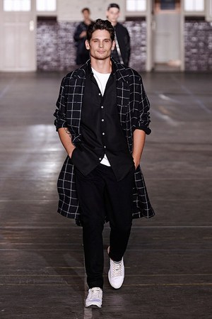 アミ パリス(Ami Paris) 2015年春夏メンズコレクション  - 写真1