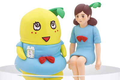 「コップのフチ子とふなっしー」
