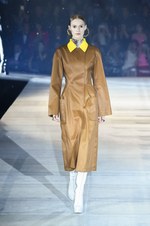 ディオール 2015年秋コレクション - 東京で披露、煌めきが織りなすコンテンポラリーな実用性の美｜写真1