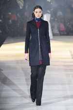 ディオール 2015年秋コレクション - 東京で披露、煌めきが織りなすコンテンポラリーな実用性の美｜写真111